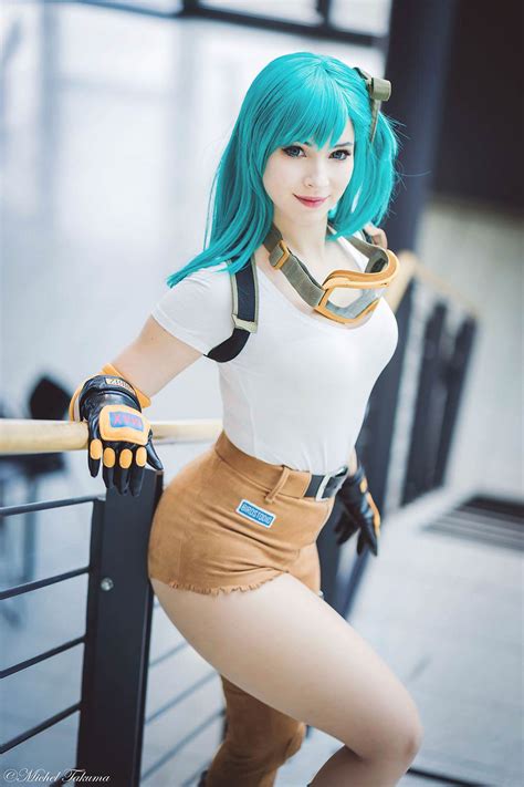 Bulma Cosplay